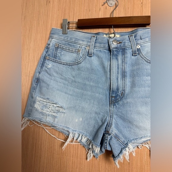 Madewell Relaxed Denim Shorts, Size 28 (v) - Picture 2 of 8